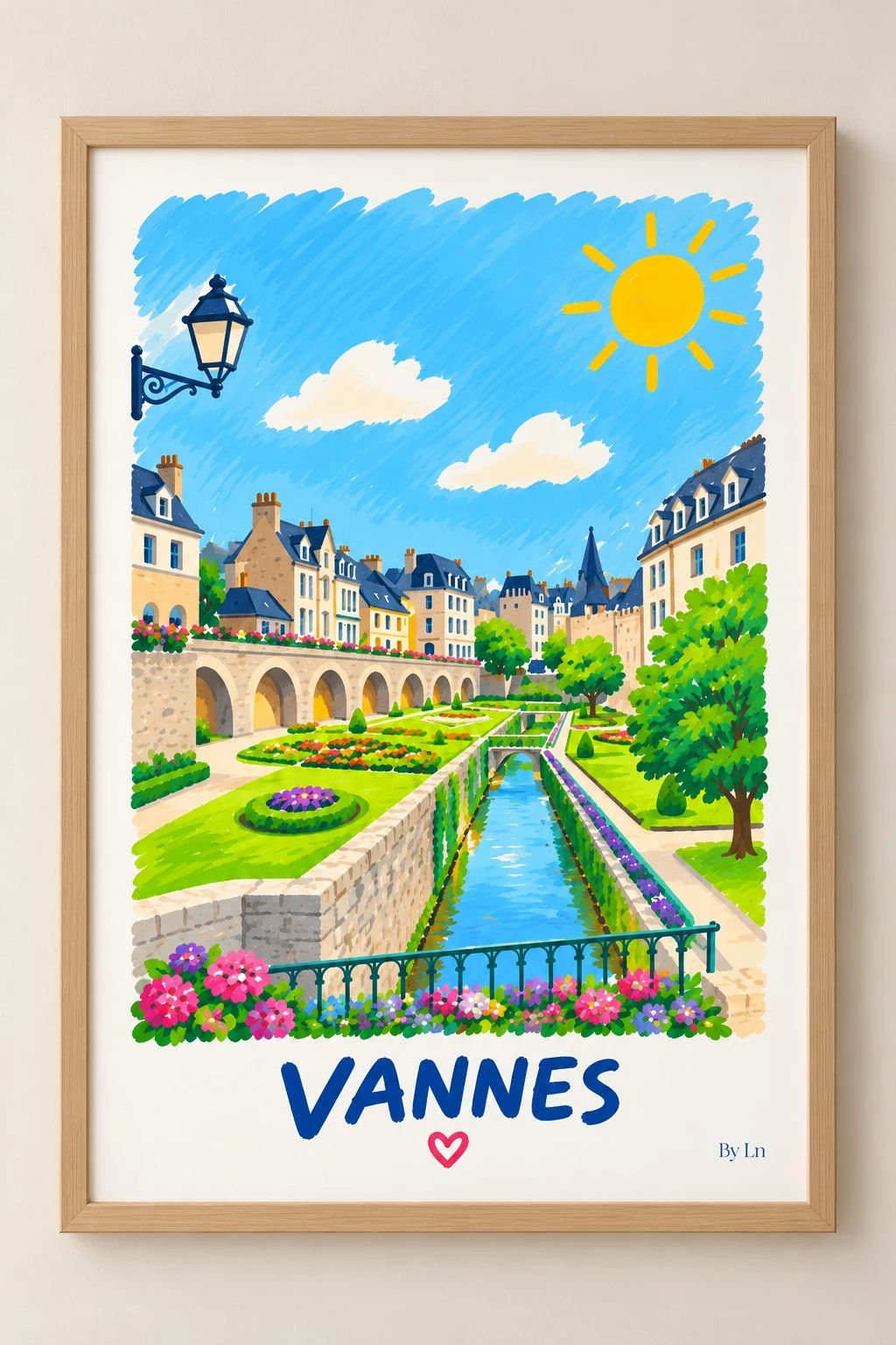 Illustration colorée de Vannes avec canal central, jardins fleuris, rangée de bâtiments à toits sombres, ciel bleu, lampadaire et titre en bas.