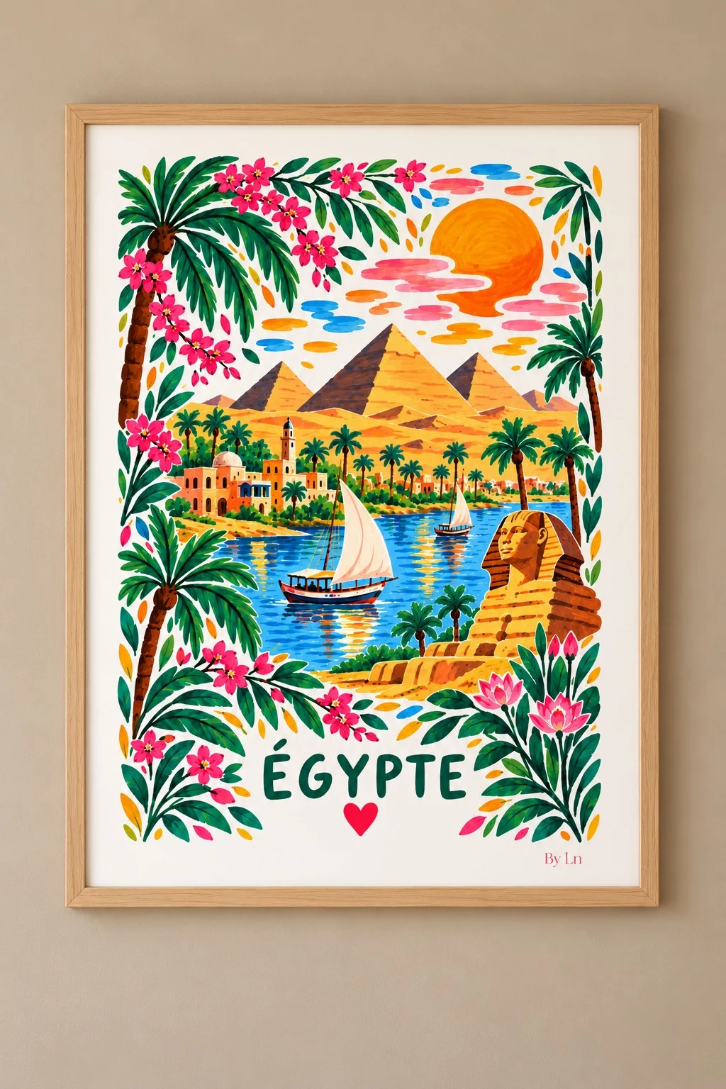Affiche verticale avec paysage stylisé d’Égypte, pyramides, Sphinx, embarcations, palmiers, bordure fleurie et mot Égypte en bas.