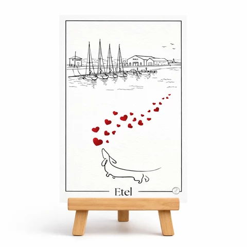 Carte Étel au trait noir, avec voiliers au port, bâtiments sur le quai, teckel esquissé et cœurs rouges.
